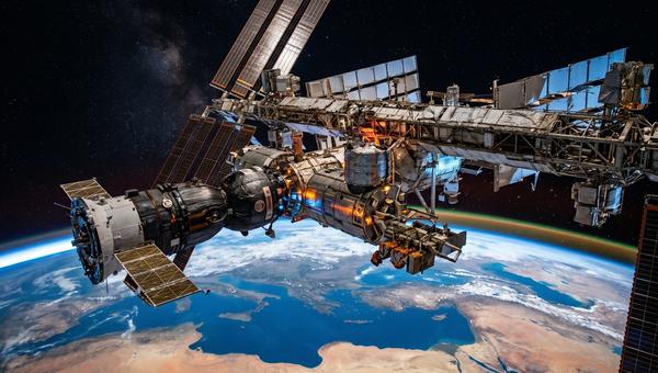 ISS Astronauts Ordered to Evacuate as Space Station Air Leak Worsens
