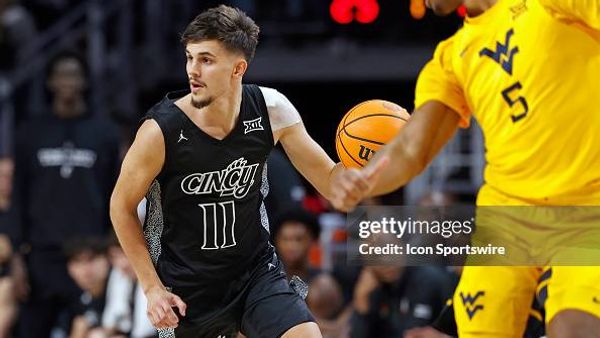 FBI Arrests Ex-College Basketball Guard Over Fraud Scheme