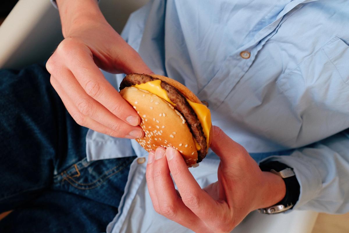 How to Stop Stress Eating: Practical Tips That Work