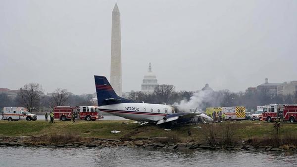 Pilot, Two Passengers Killed in Plane Crash Near D.C.