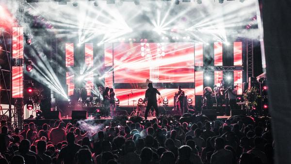 Ticketmaster Fee Fight Explodes Again in 2026