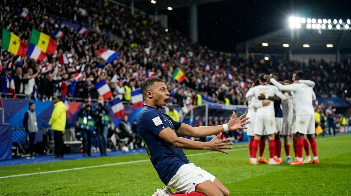 Kylian Mbappé celebrates during France's 3-1 World Cup win over Senegal
