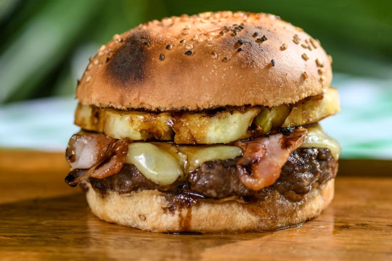 Hamburguesa Hawai