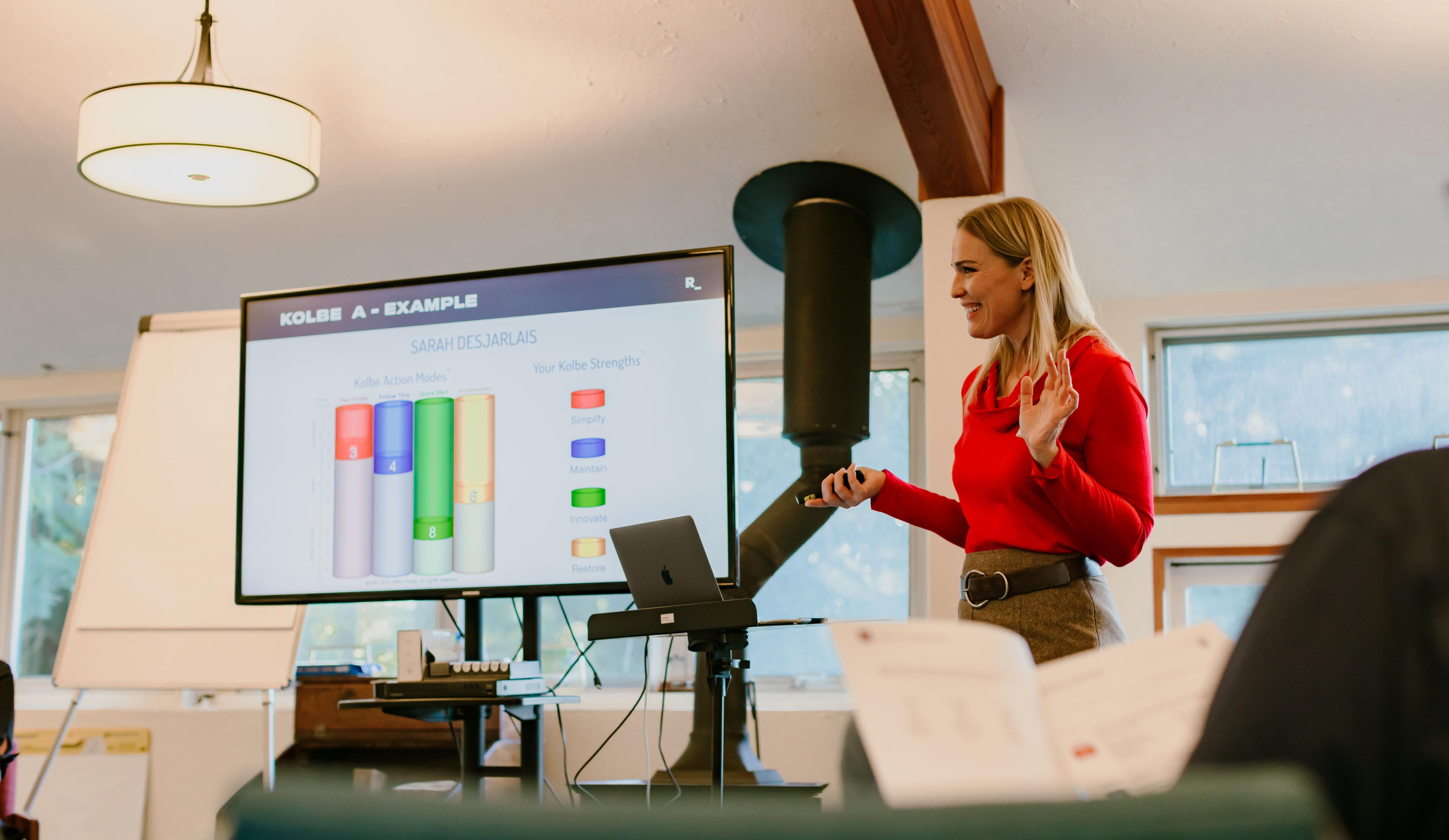 Alexis running a coaching workshop