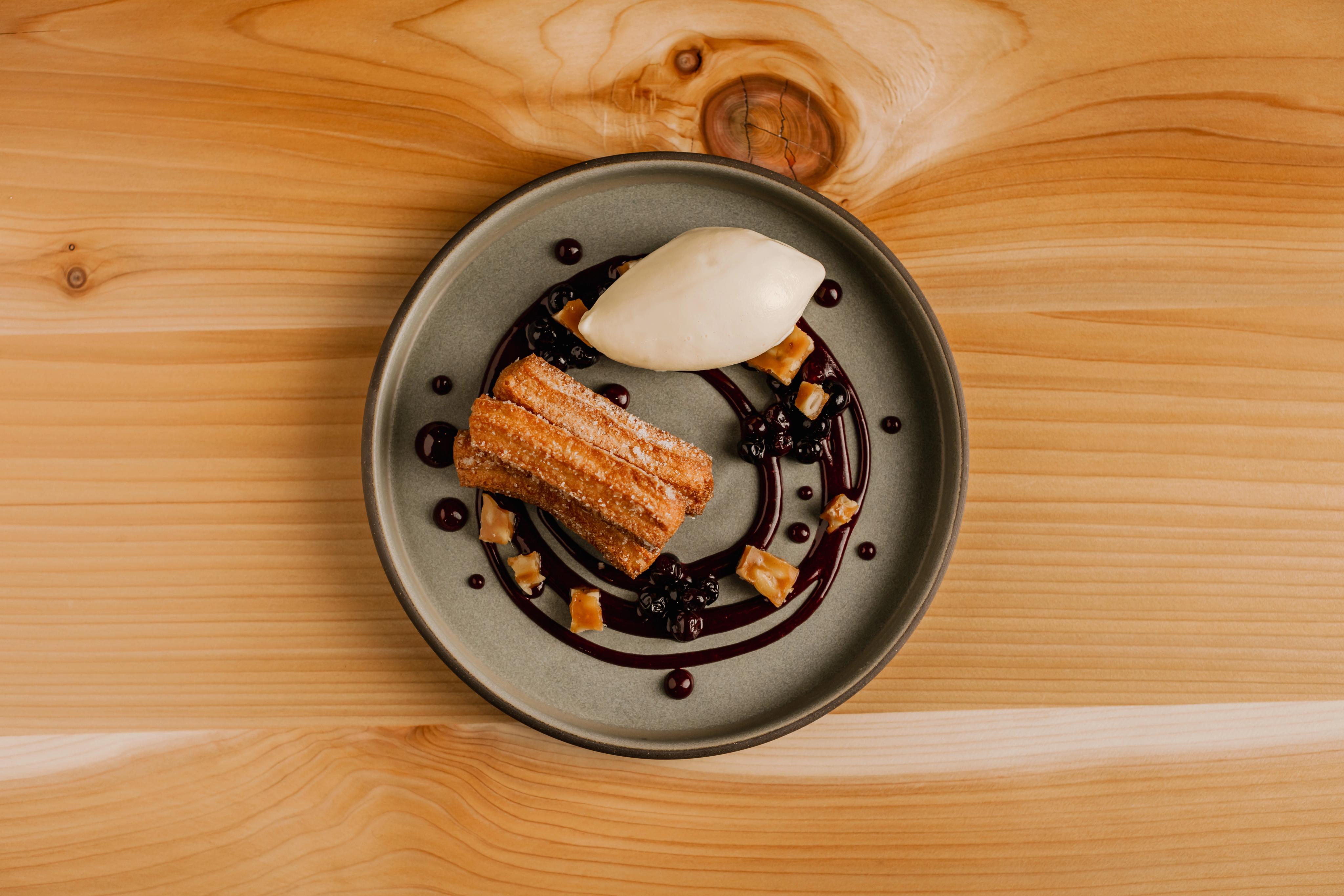 stone hill food - churro and ice cream