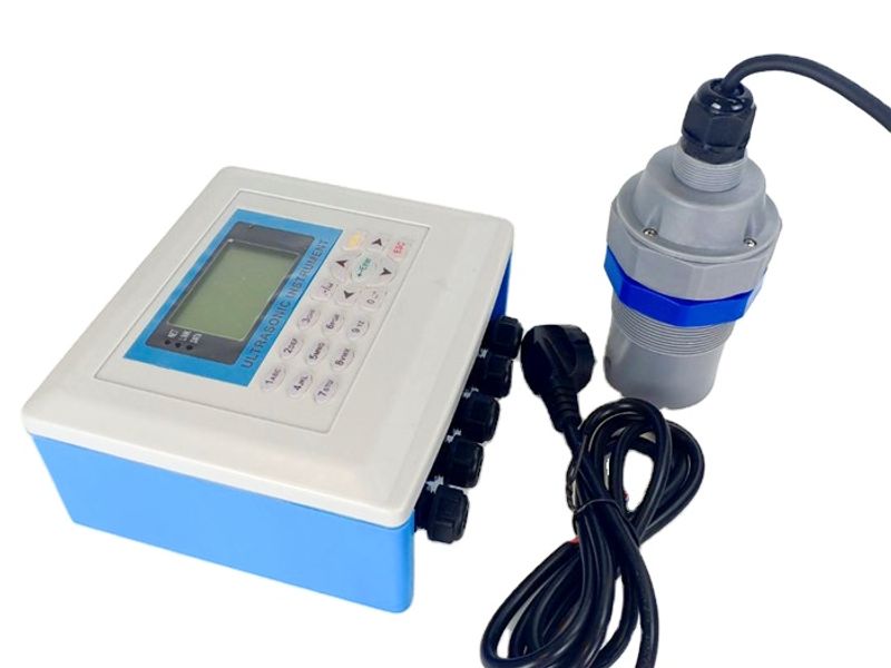Ultraschall-Füllstandsmesser-Paket für Wasser- und Kraftstofftanks