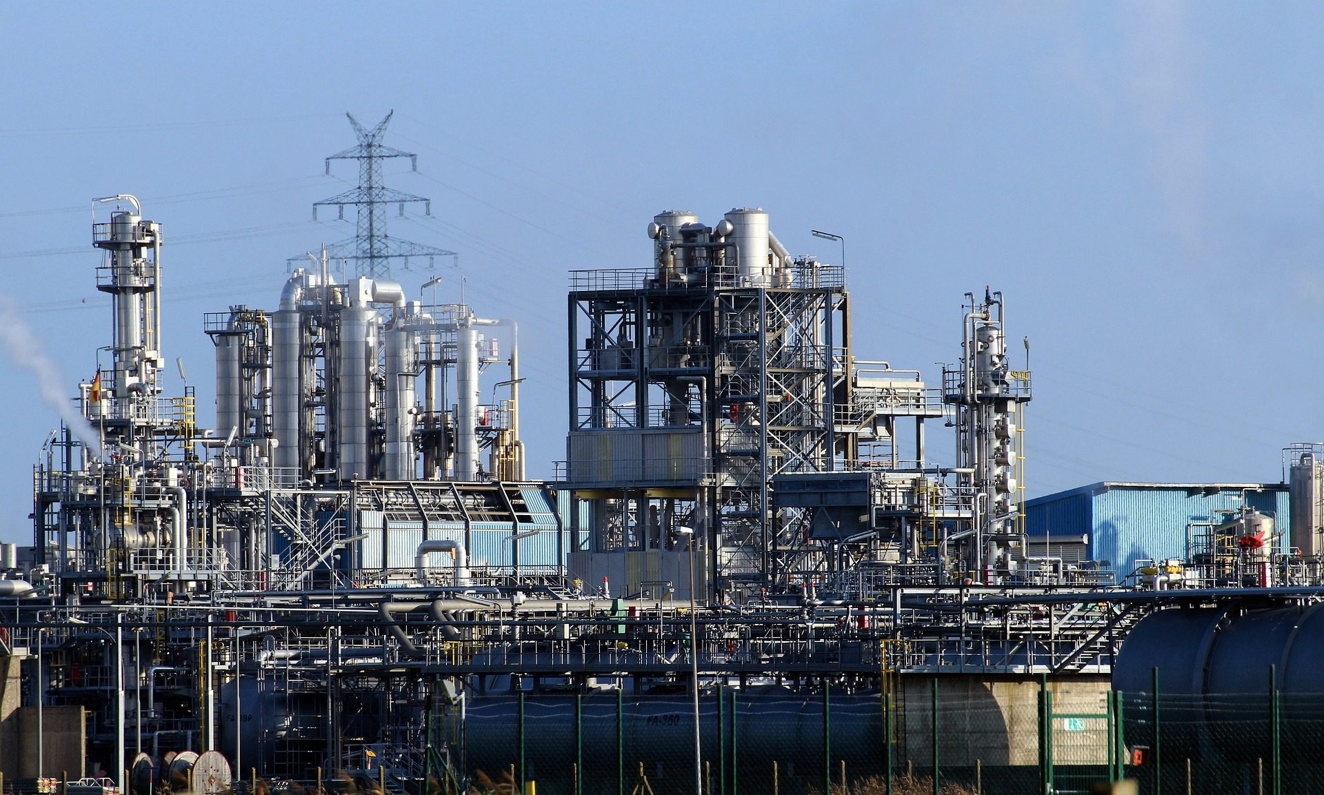 Petrochemical process plant level measurement application