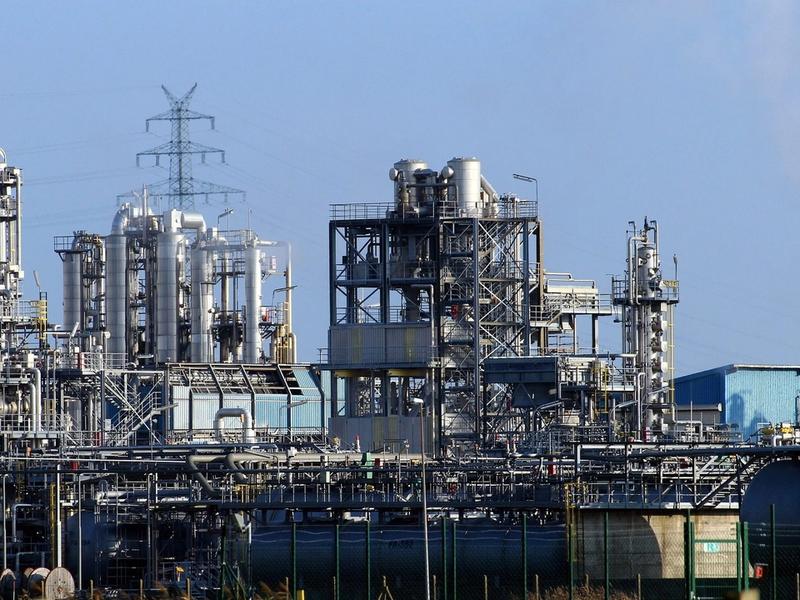 Petrochemical process plant level measurement application