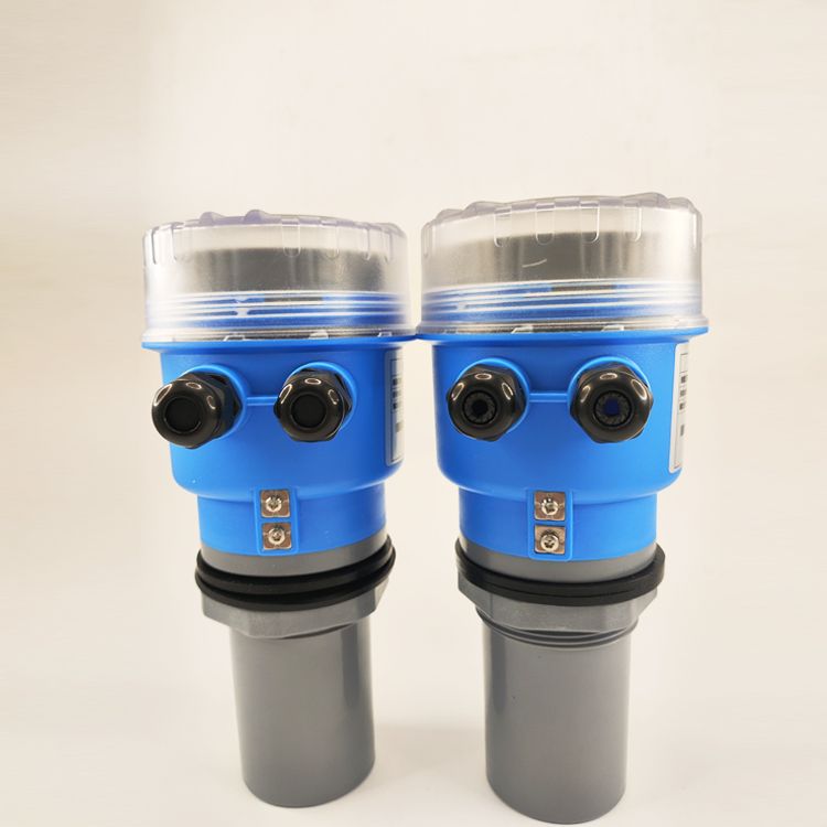 Explosion-proof ultrasonic level meter pair