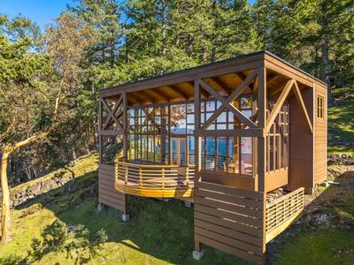 San Juan Island Cabin