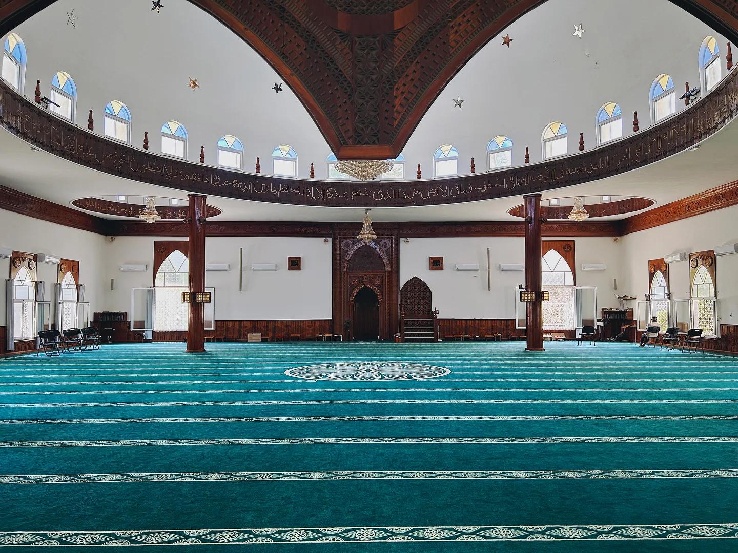 Intérieur de la mosquée