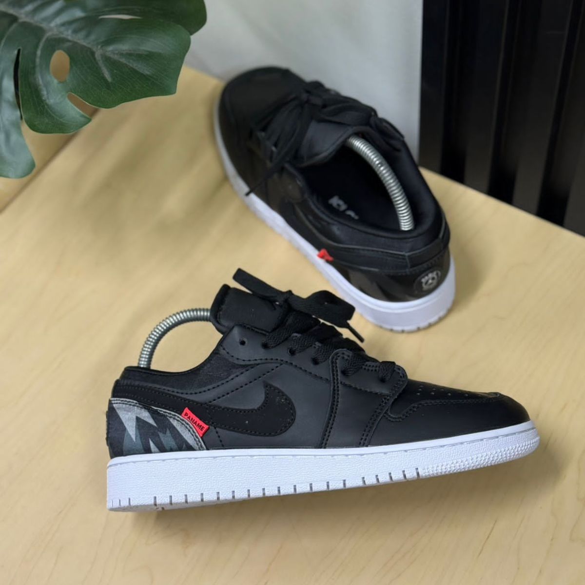 Nike Air Jordan 1 Low Paris - Imagen 1