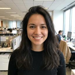 Anjali Desrosiers, Frontier AI Editor at Bitcolumnist