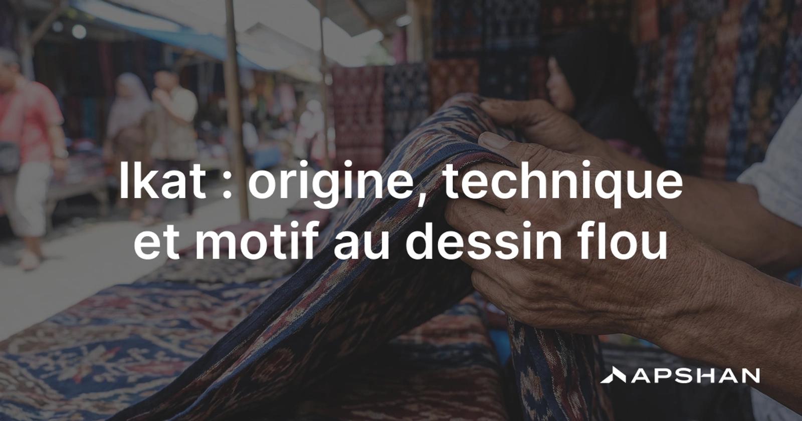 Tissu ikat aux motifs colorés et aux contours flous, tissé à partir de fils teints avant le tissage.