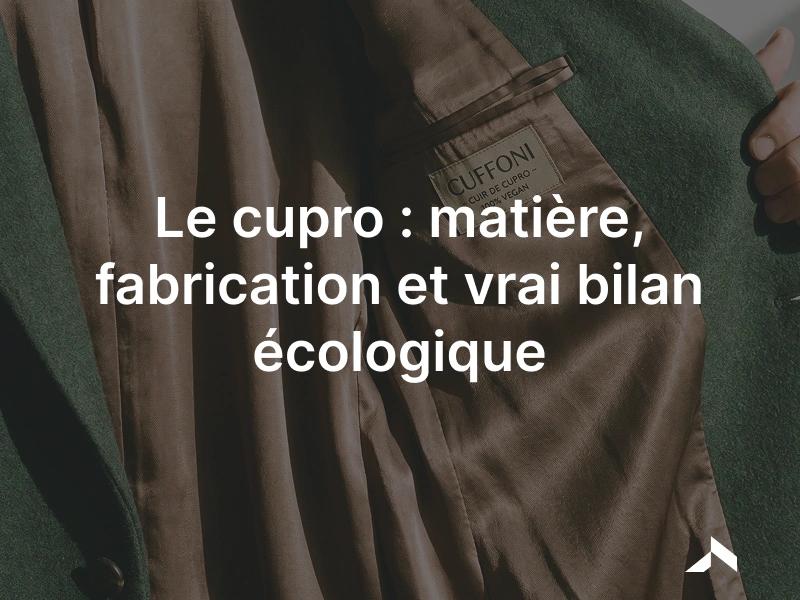 Tissu de cupro au tombé fluide et brillant discret, utilisé en doublure de veste.
