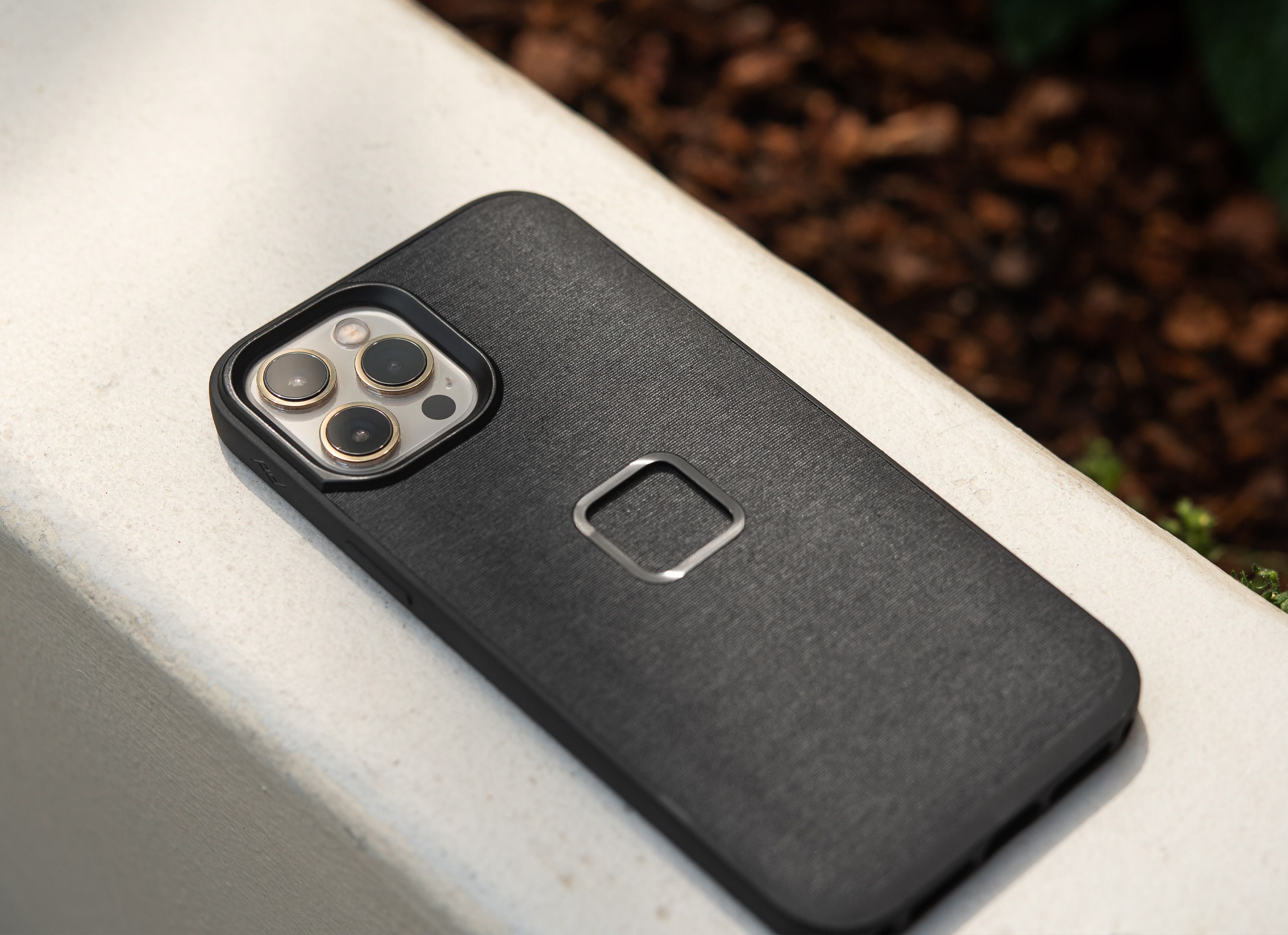 Peak Design Everyday Case for iPhone 13 with Peak SlimLink - Open