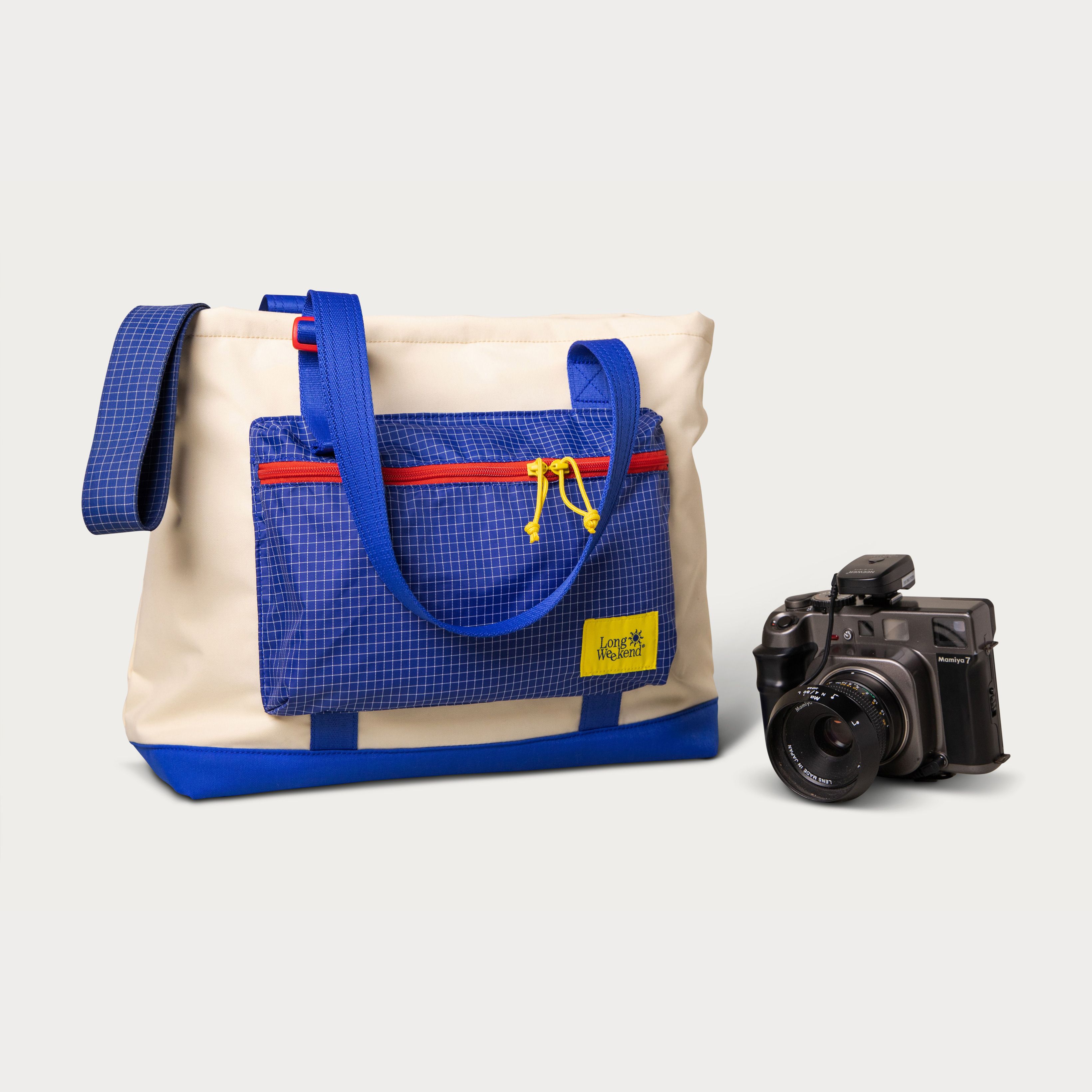 Long Weekend Beacon Tote - Open Box | Moment