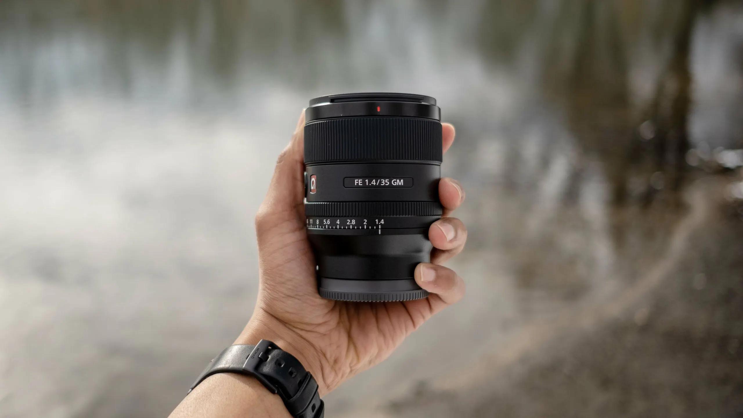 Sony FE 35mm GM Hands-On Review Moment