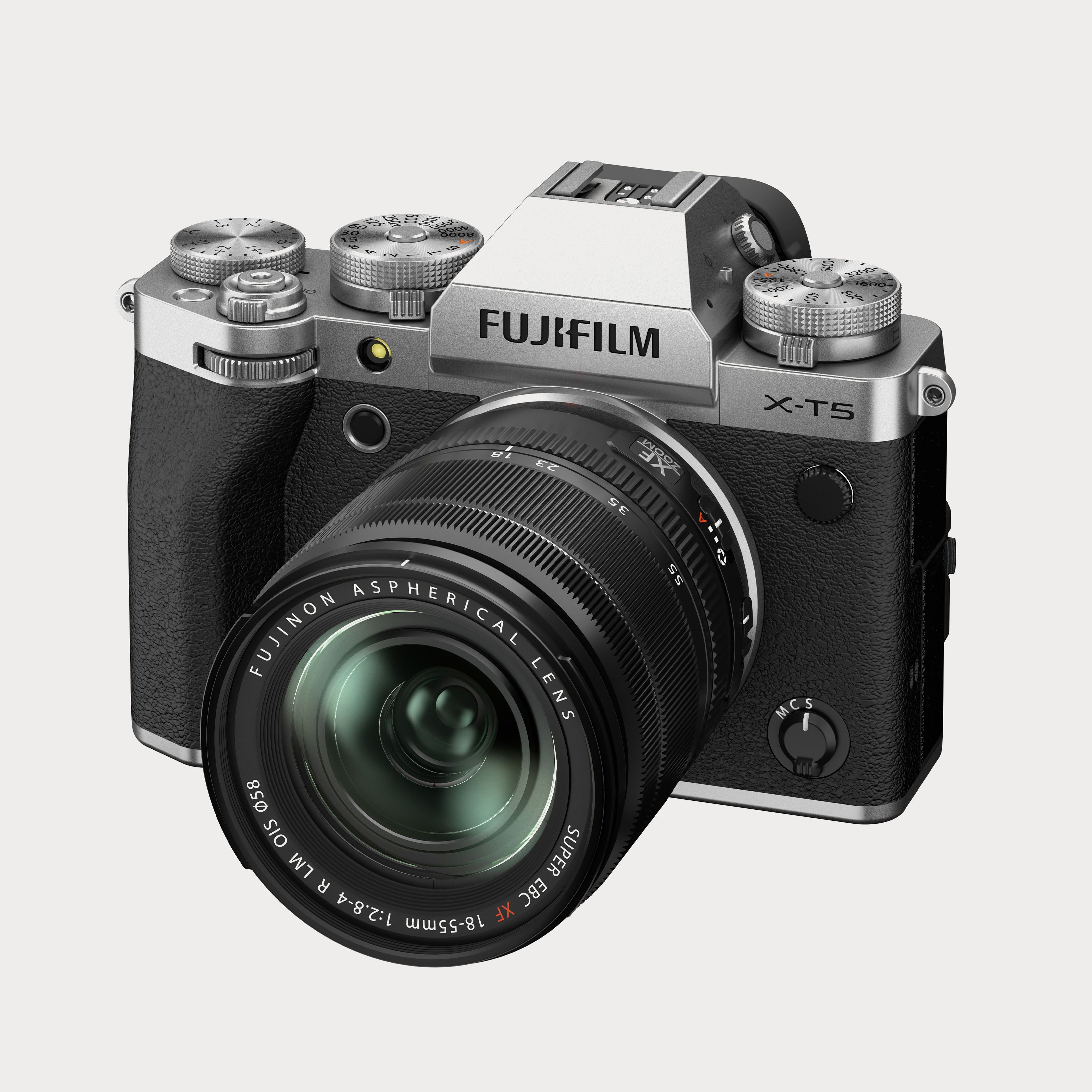 Fujifilm X-T5 Mirrorless Camera - Silver / with Fujifilm XF18-55mm 