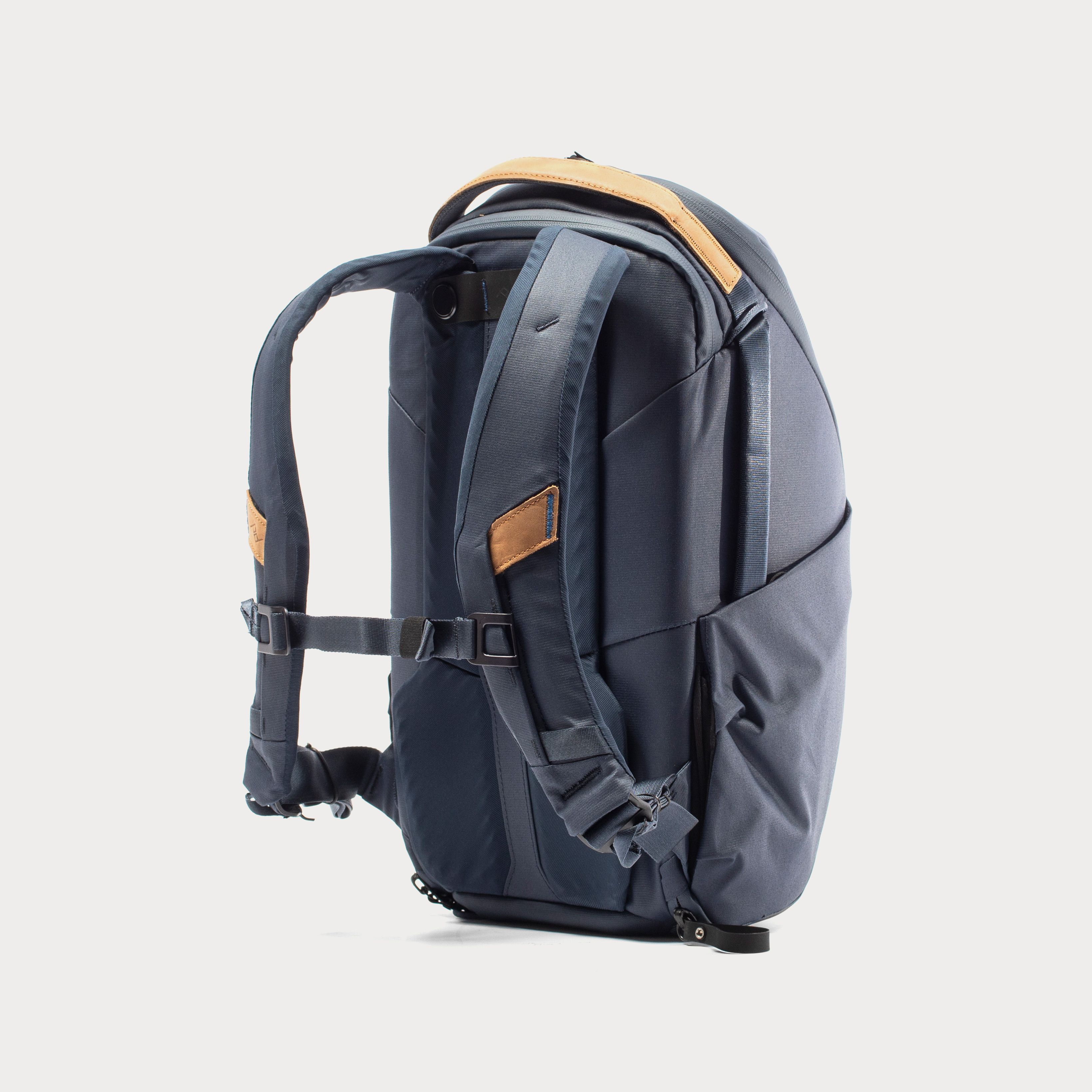 Everyday Backpack Zip 15L / 20L - Moment | Moment