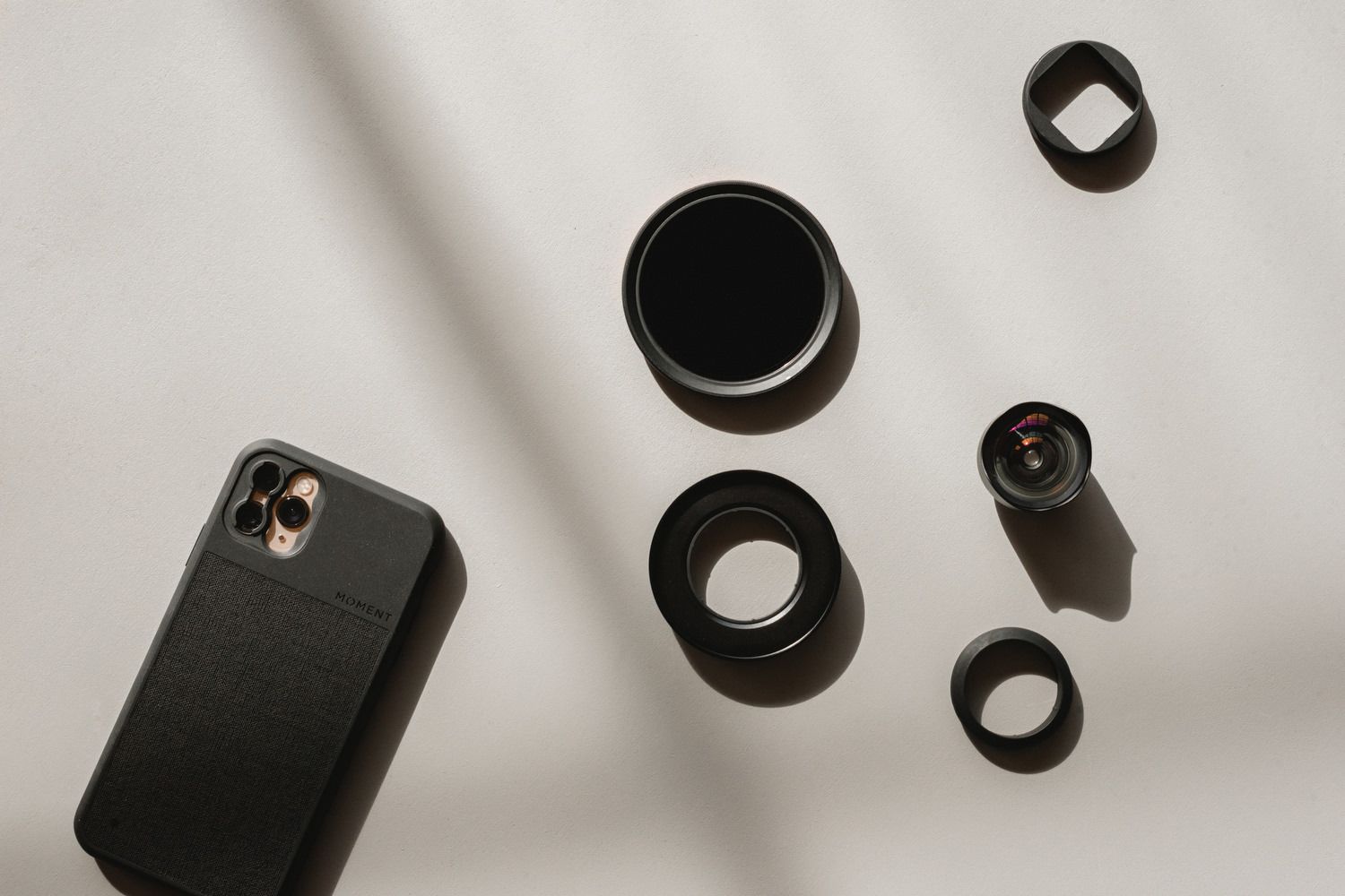 Mounts for Mobile Lens Attach a Lens To Your Phone! Moment
