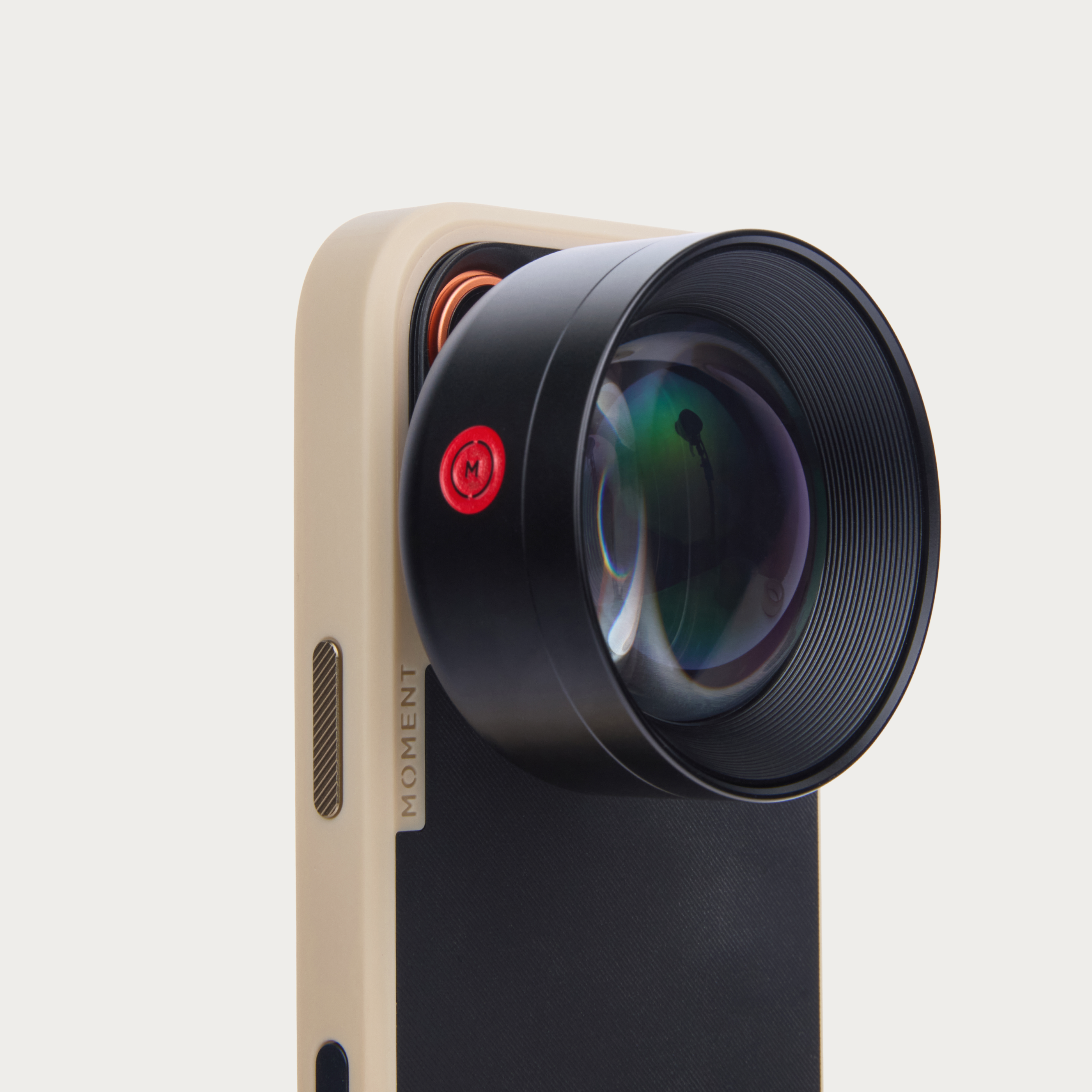 iPhone 14 | Moment