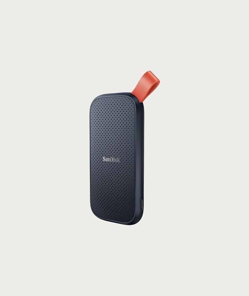 SanDisk Portable SSD w/ USB-C | Moment