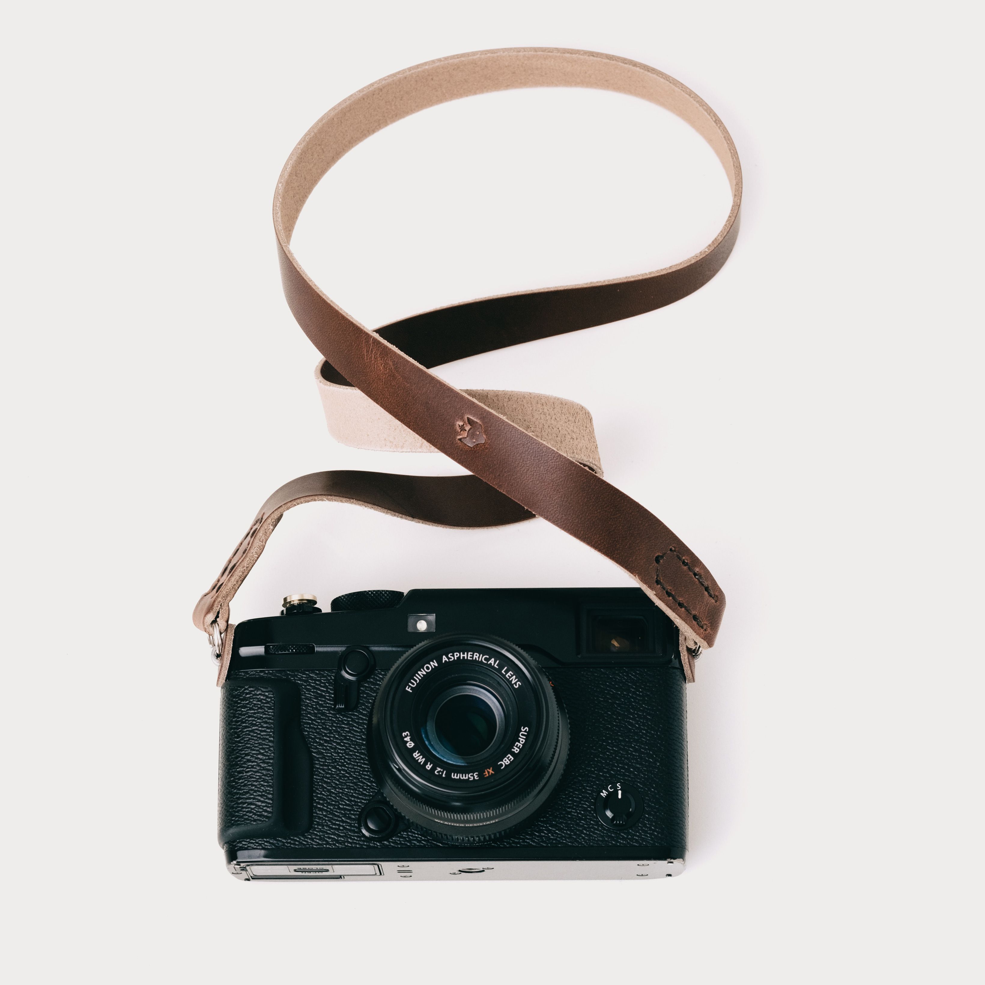 Clever Supply Minimal Camera Strap (Split Ring) - Tan / 28