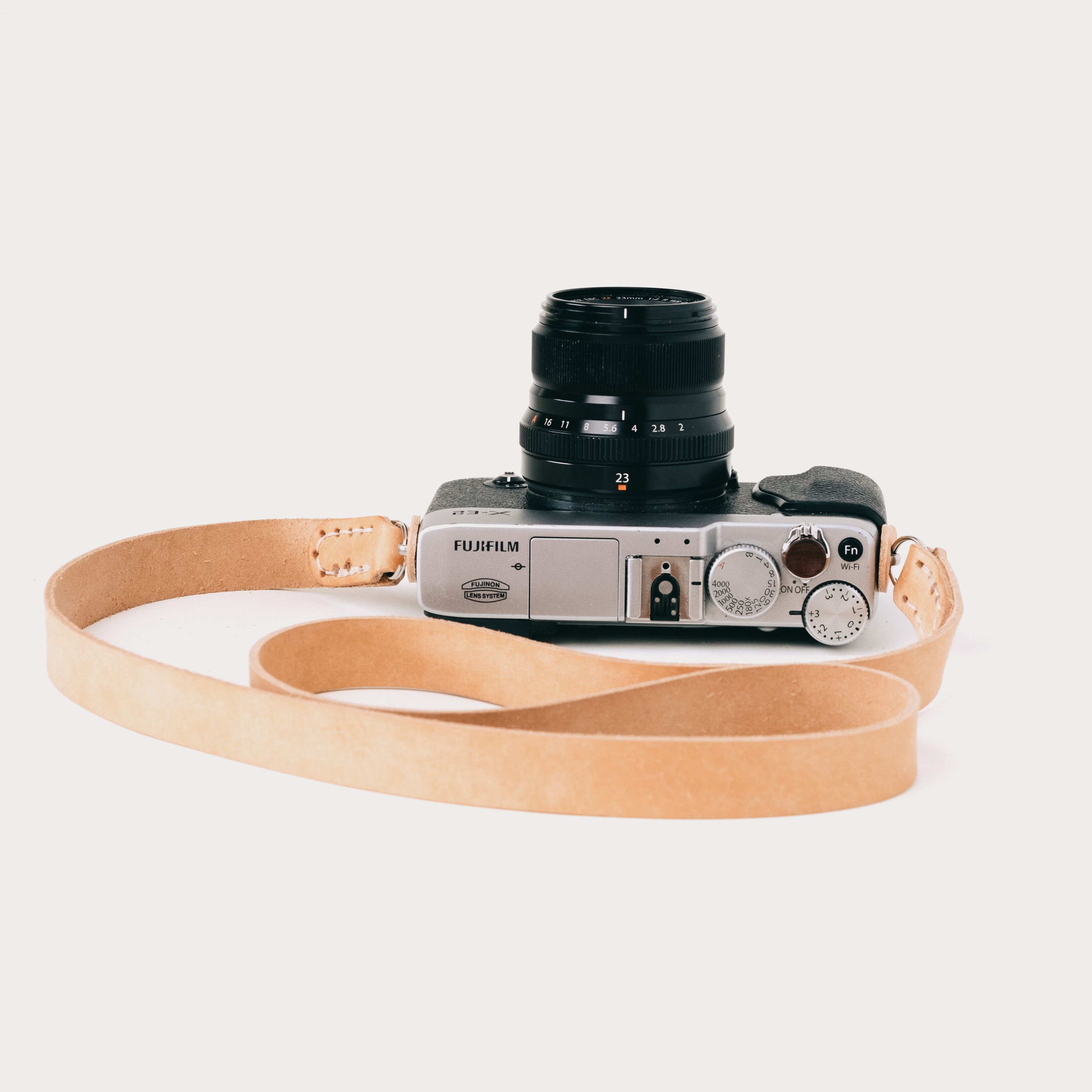 Clever Supply Minimal Camera Strap (Split Ring) - Tan / 28