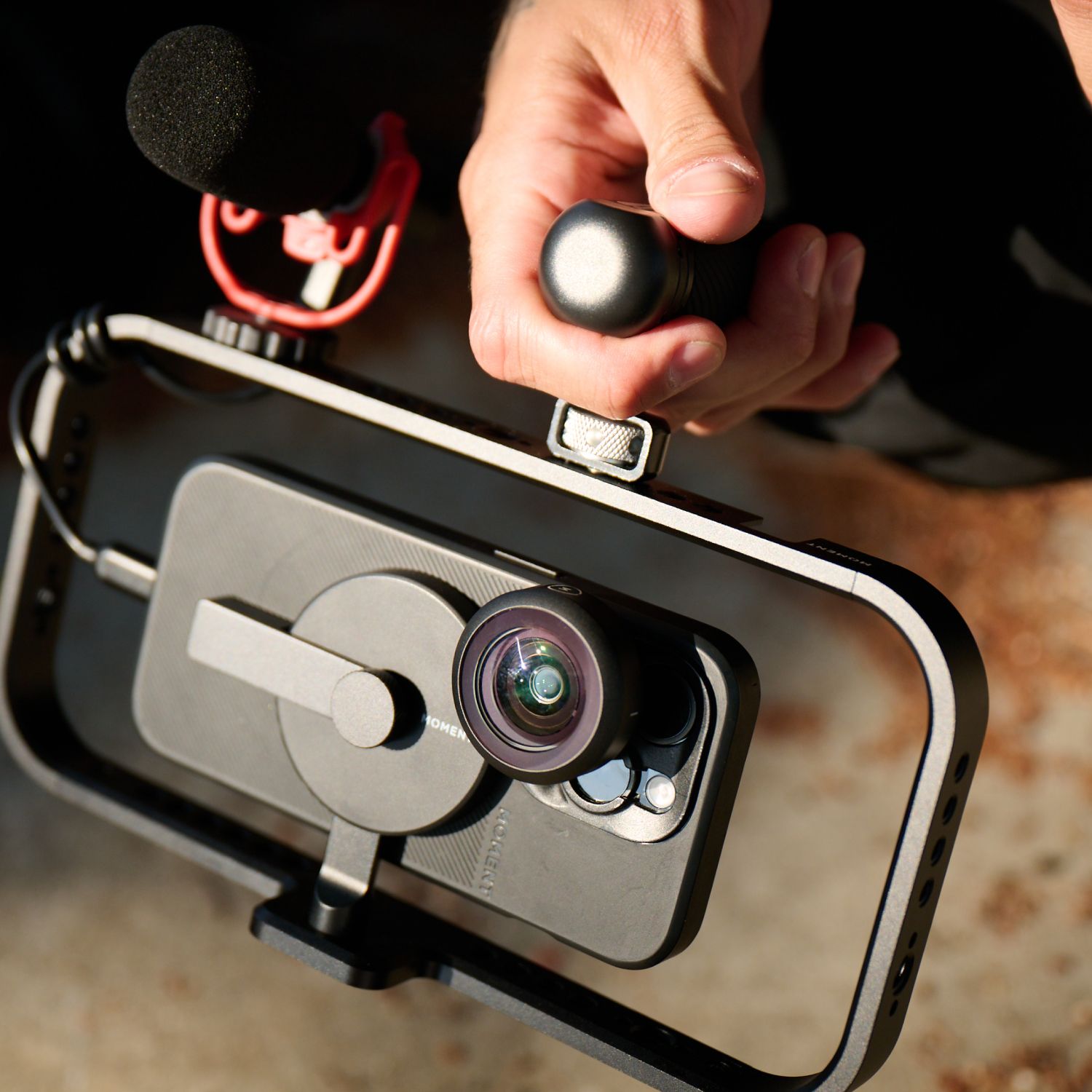 Moment Mobile Filmmaker Cage - for MagSafe | Moment