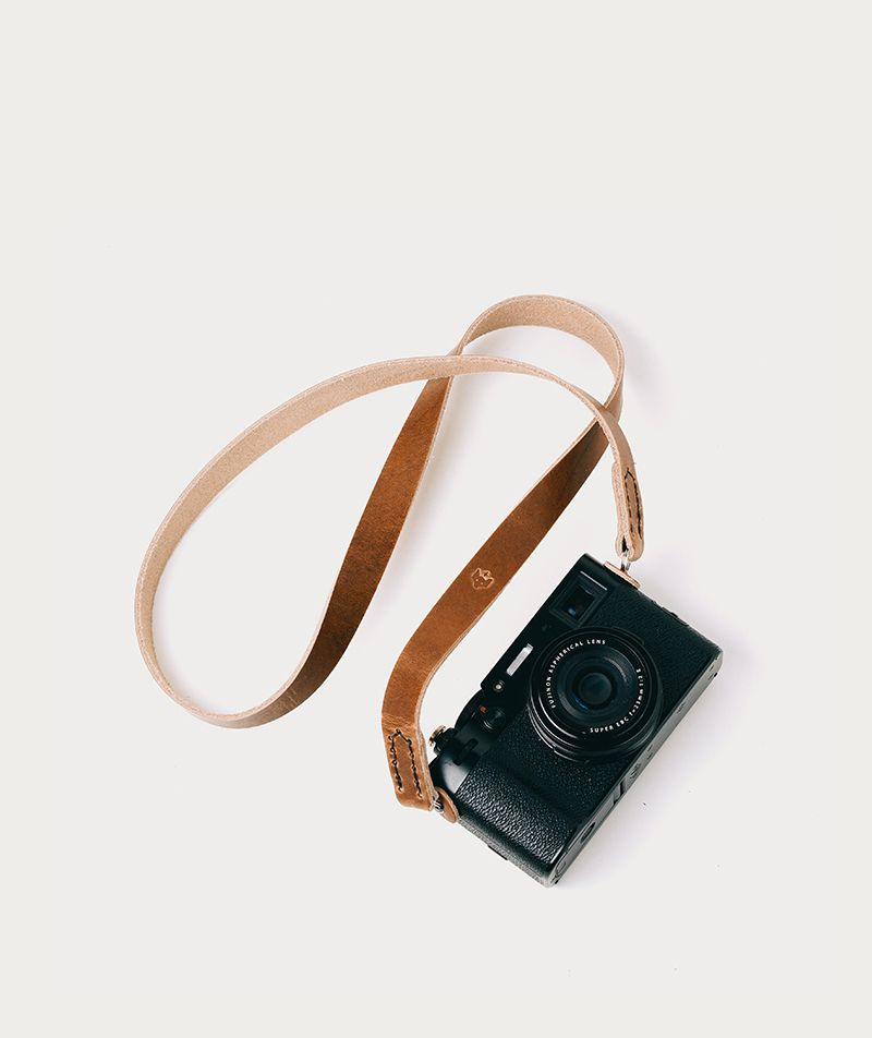 Clever Supply Minimal Camera Strap (Split Ring) - Tan / 28