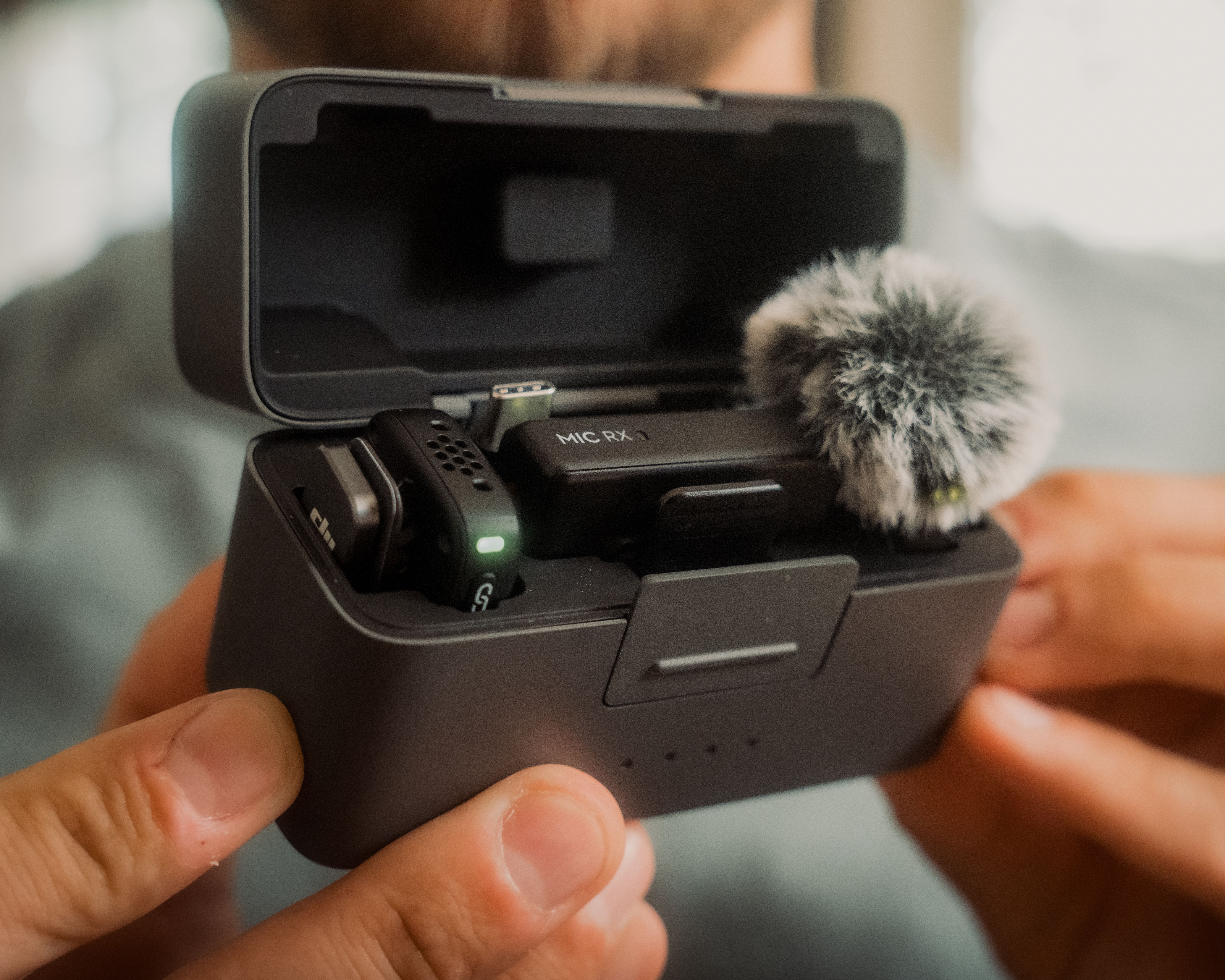 【新品・未開封】DJI Mic Amazon.co.jp: DJI Mic Mini（2 TX + 1 RX + 充電ケース