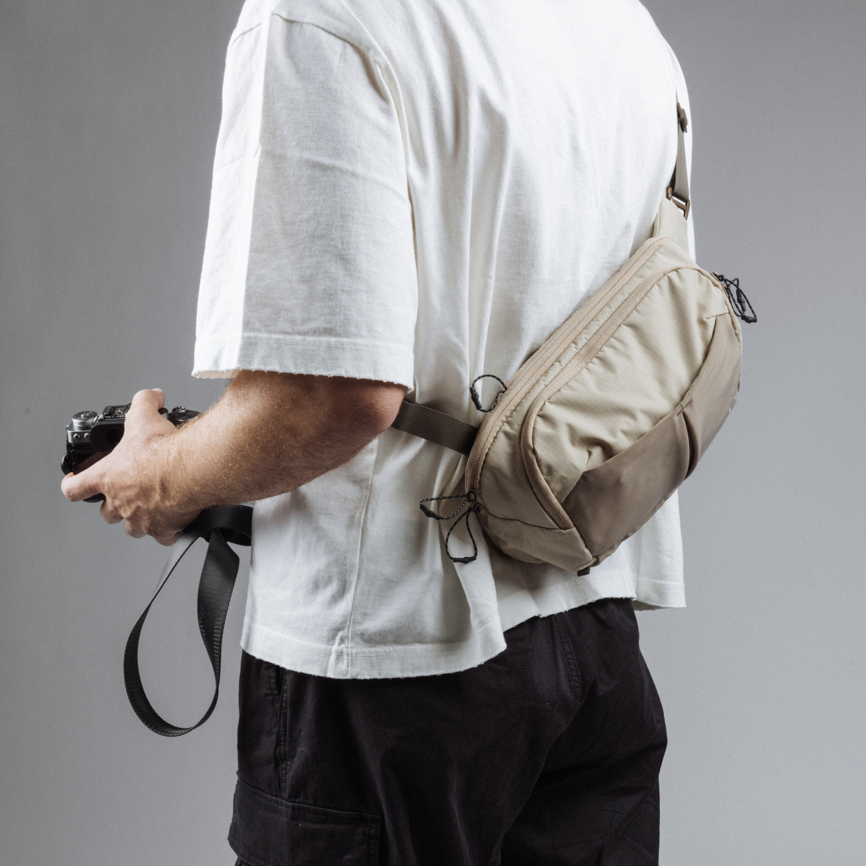 Fast & Light Balance 7L Camera Sling (Getting Started Guide) | Moment
