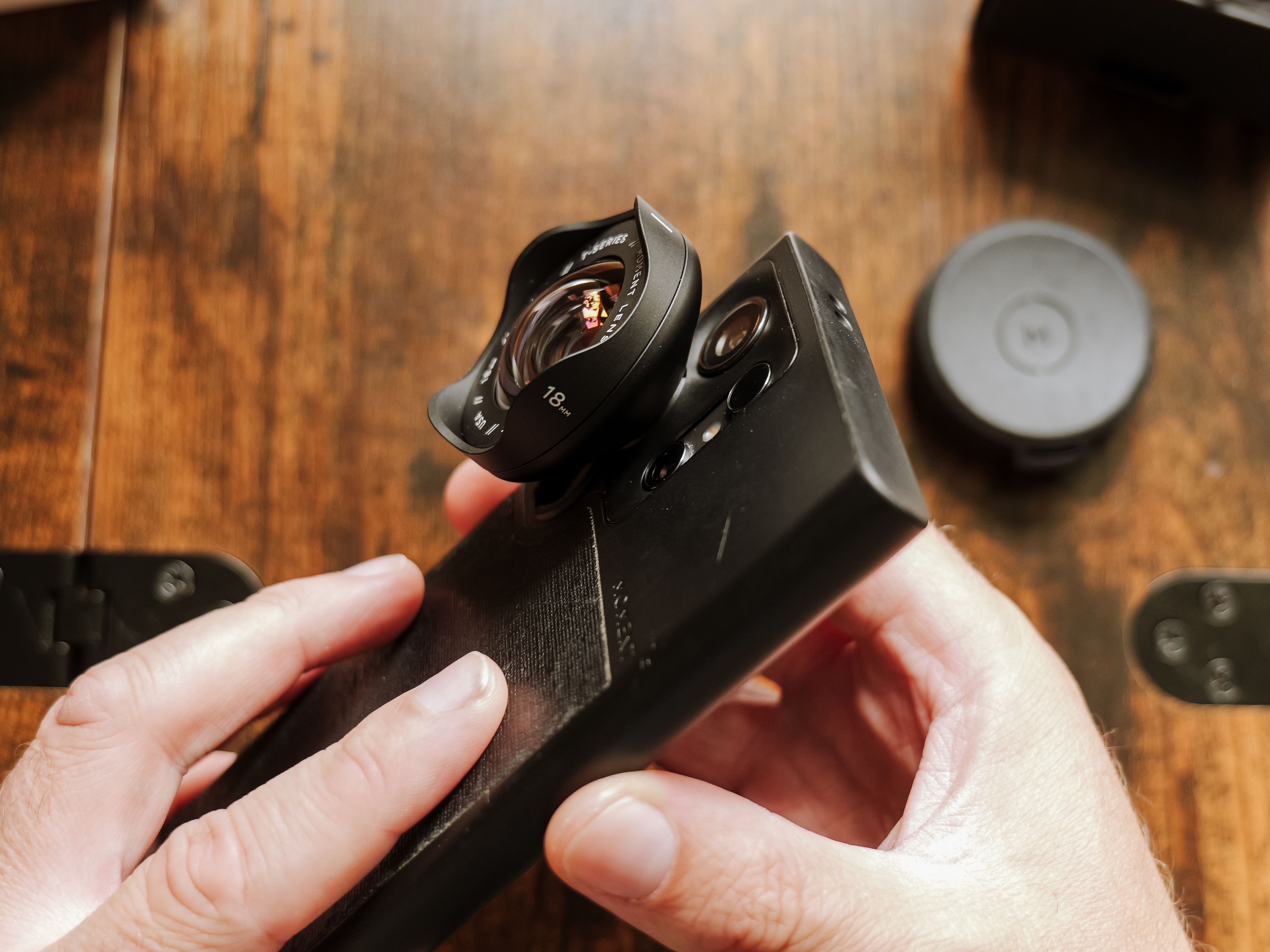 Moment Wide 18mm Lens for Android (Getting Started) | Moment