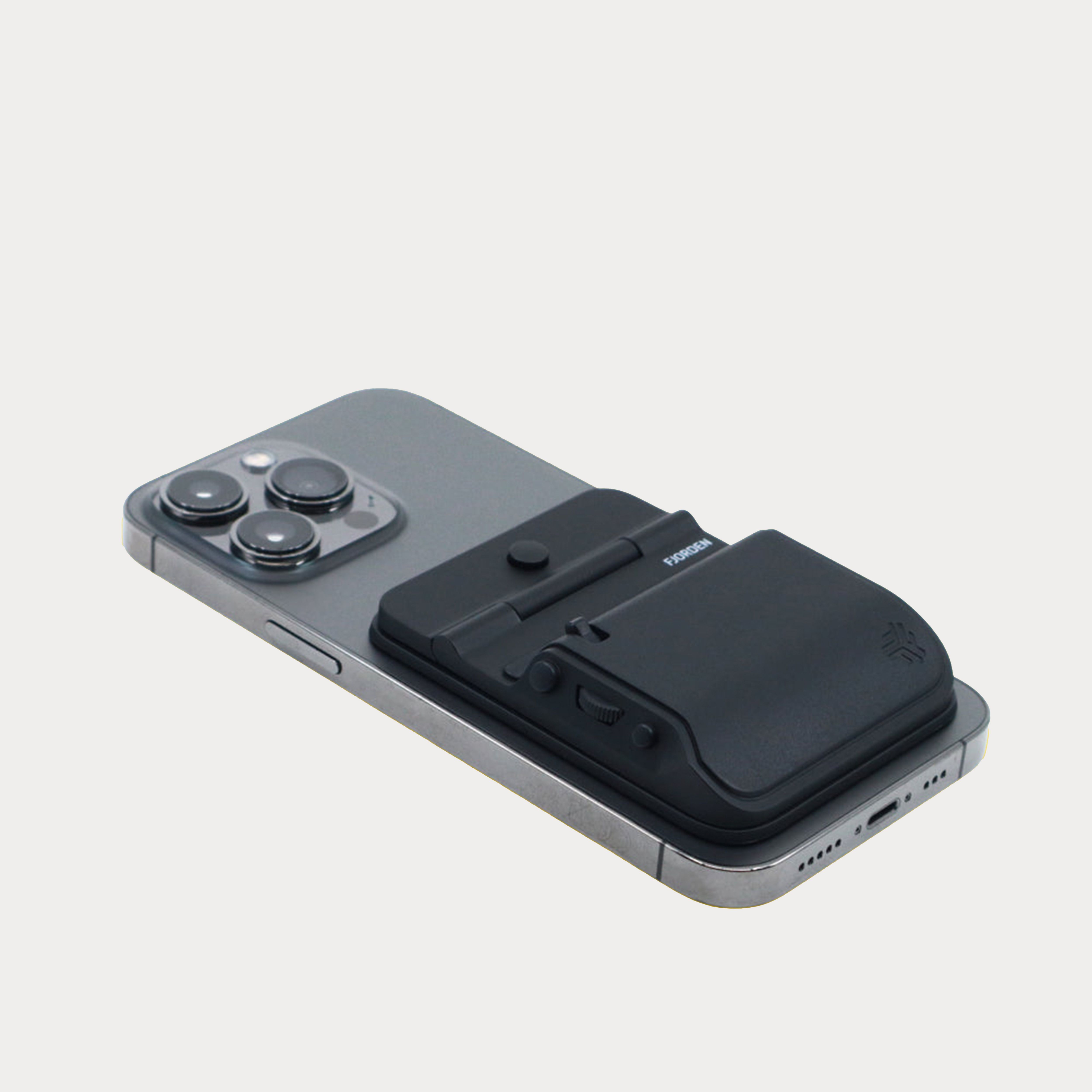 FJORDENフィヨルデン　iPhone15 Pro Maxカメラグリップ iPhone用カメラグリップ「Fjorden」を海外通販で購入！ 撮影が