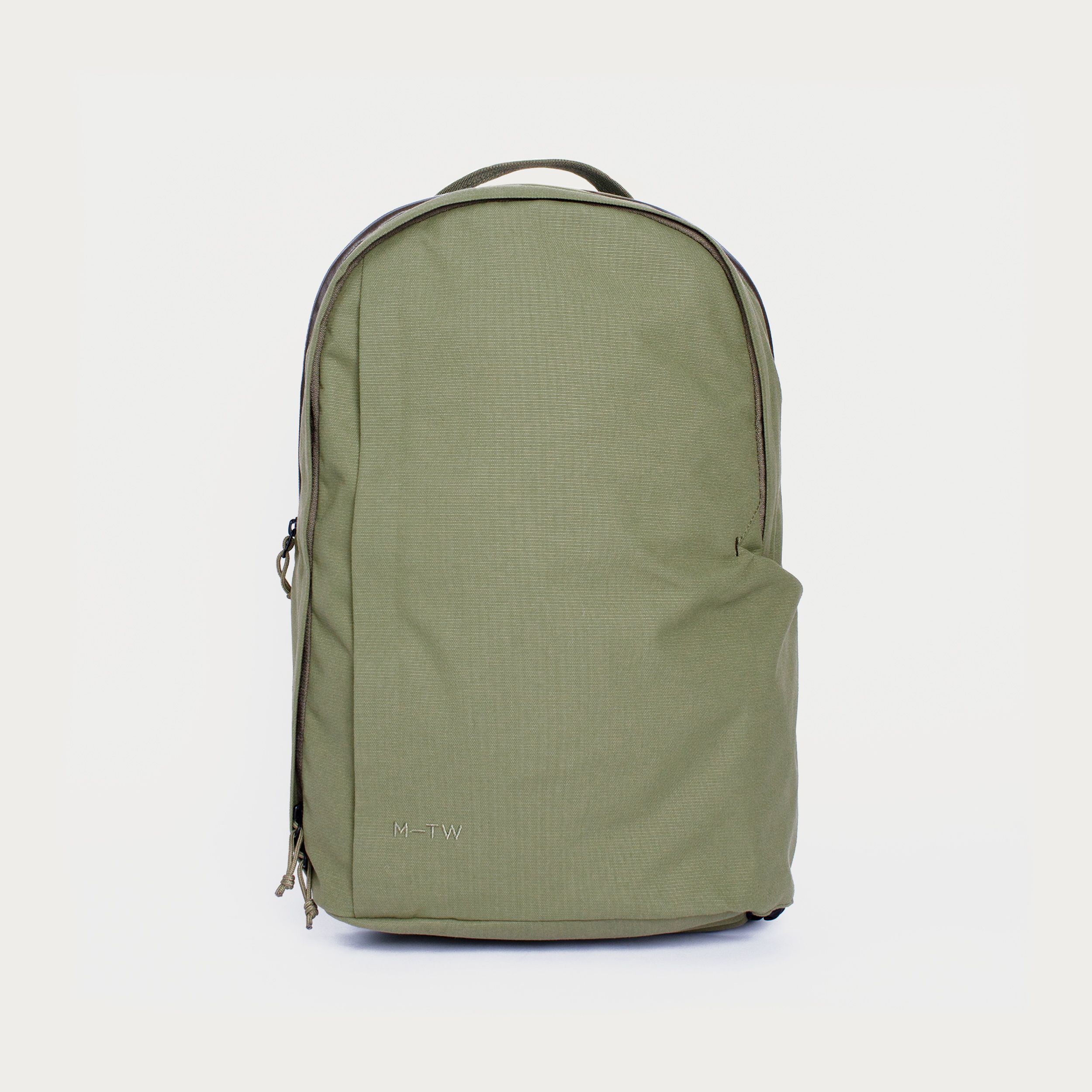 MTW Backpack - Olive / 21L | Moment