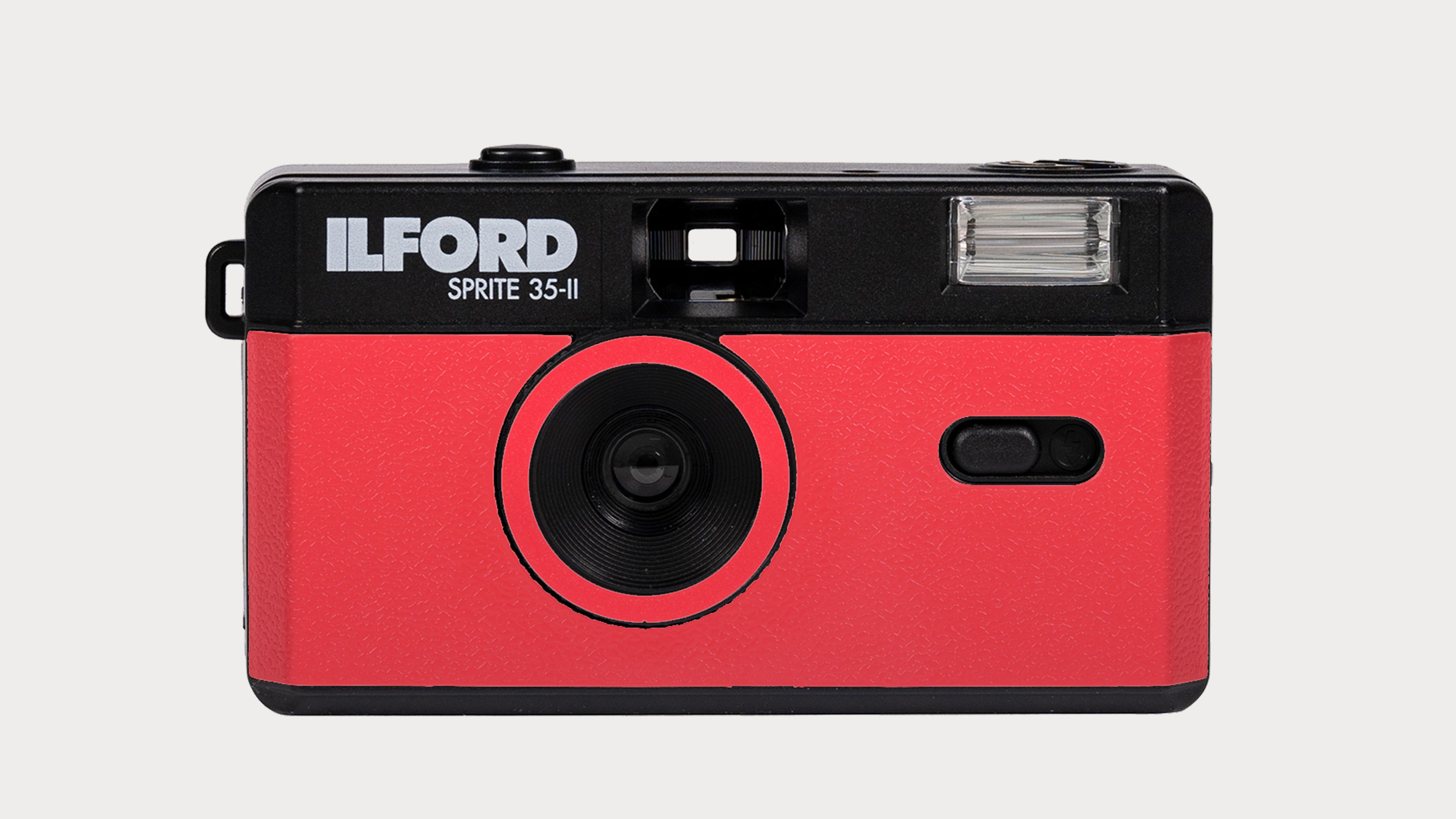 Ilford Sprite 35 II Reusable 35mm Film Camera Black Red Moment ilford-sprite-35-ii-reusable-35mm-film-camera-black-red-moment