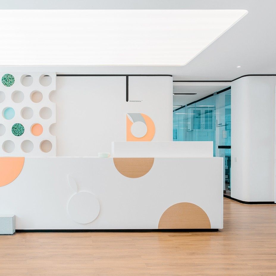 decorer-medd agencement-design-pharmacies-cliniques-8