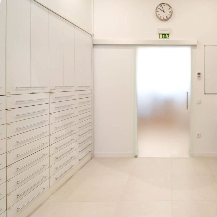 tedencias de design_medd design_pharmacie agencement_2022_2.4444jpg