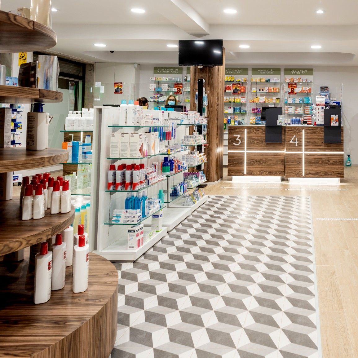 decorer-medd agencement-design-pharmacies-cliniques-4