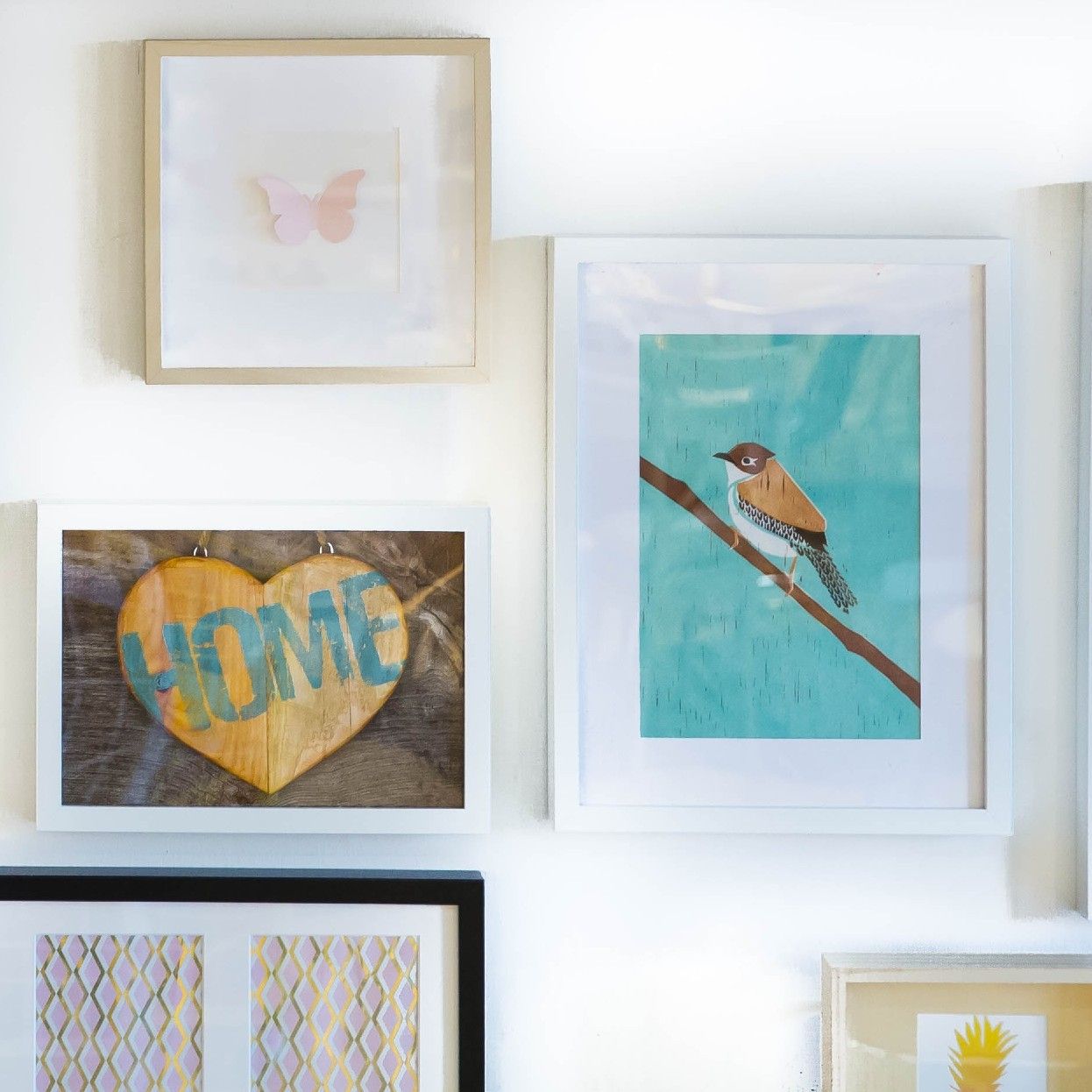 decorar paredes_medd design_stock image