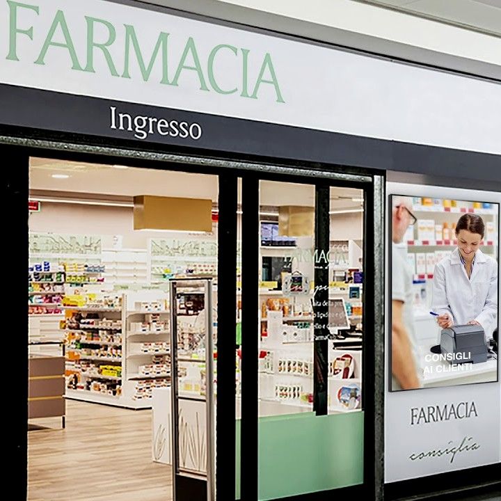 Signalétique-extérieure-pour-pharmacie-medd-agencement-de-pharmacie