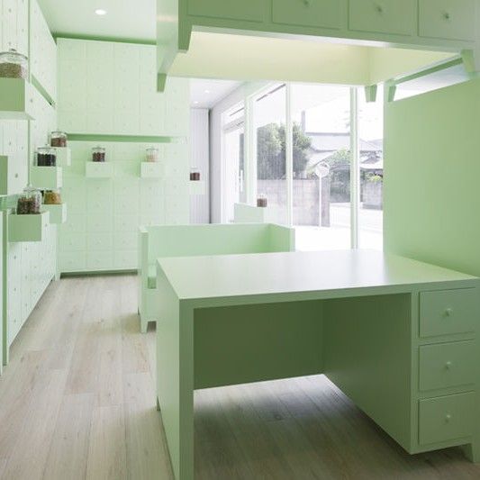 décoration-monochrome-medd-agencement-de-pharmaci