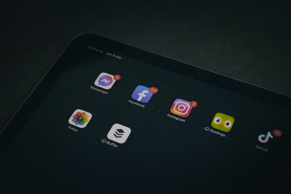 Buy App Reviews: Boost User Acquisition & Awareness
