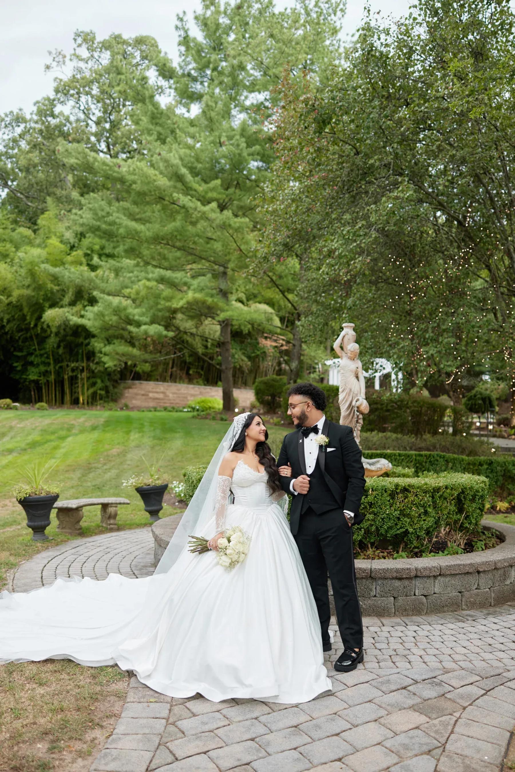 Maria & Mina image 28