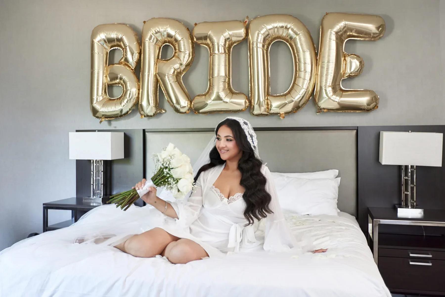 Maria & Mina image 2