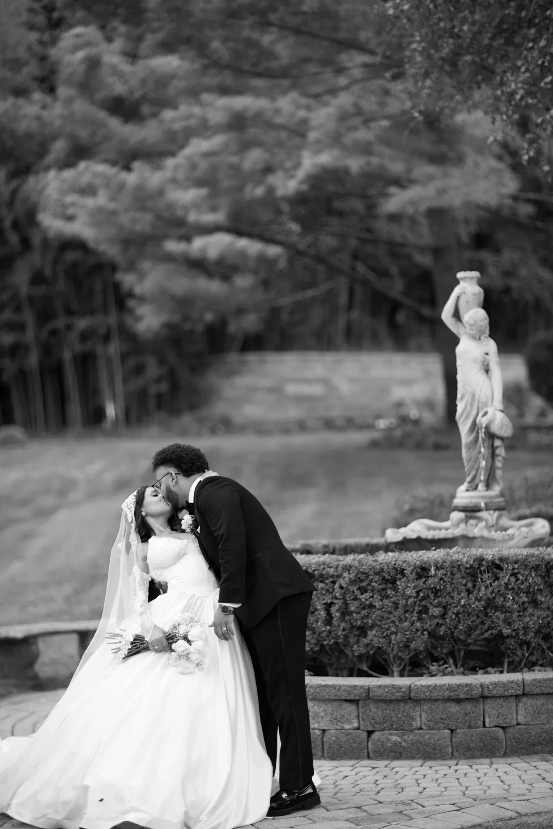 Maria & Mina image 8