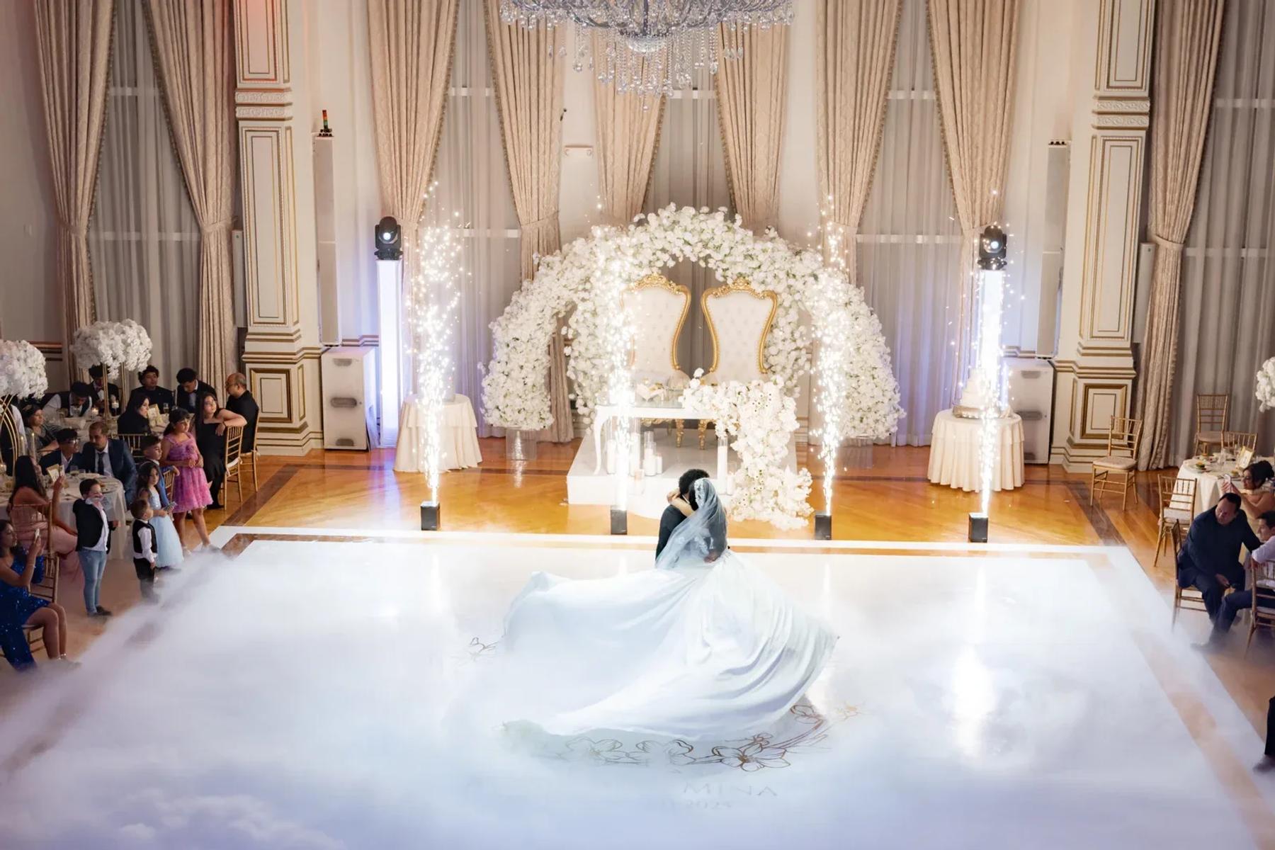 Maria & Mina image 40