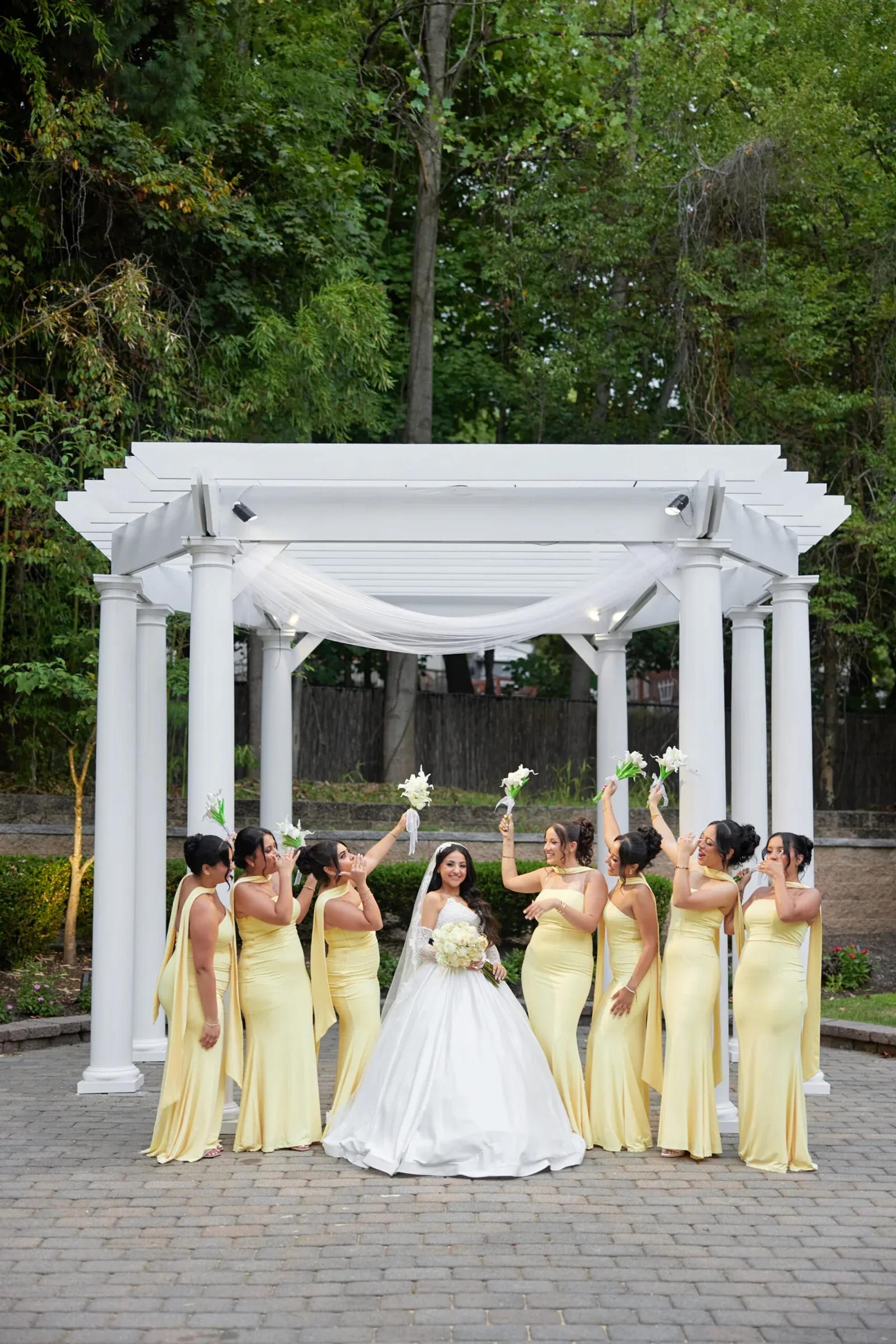 Maria & Mina image 33