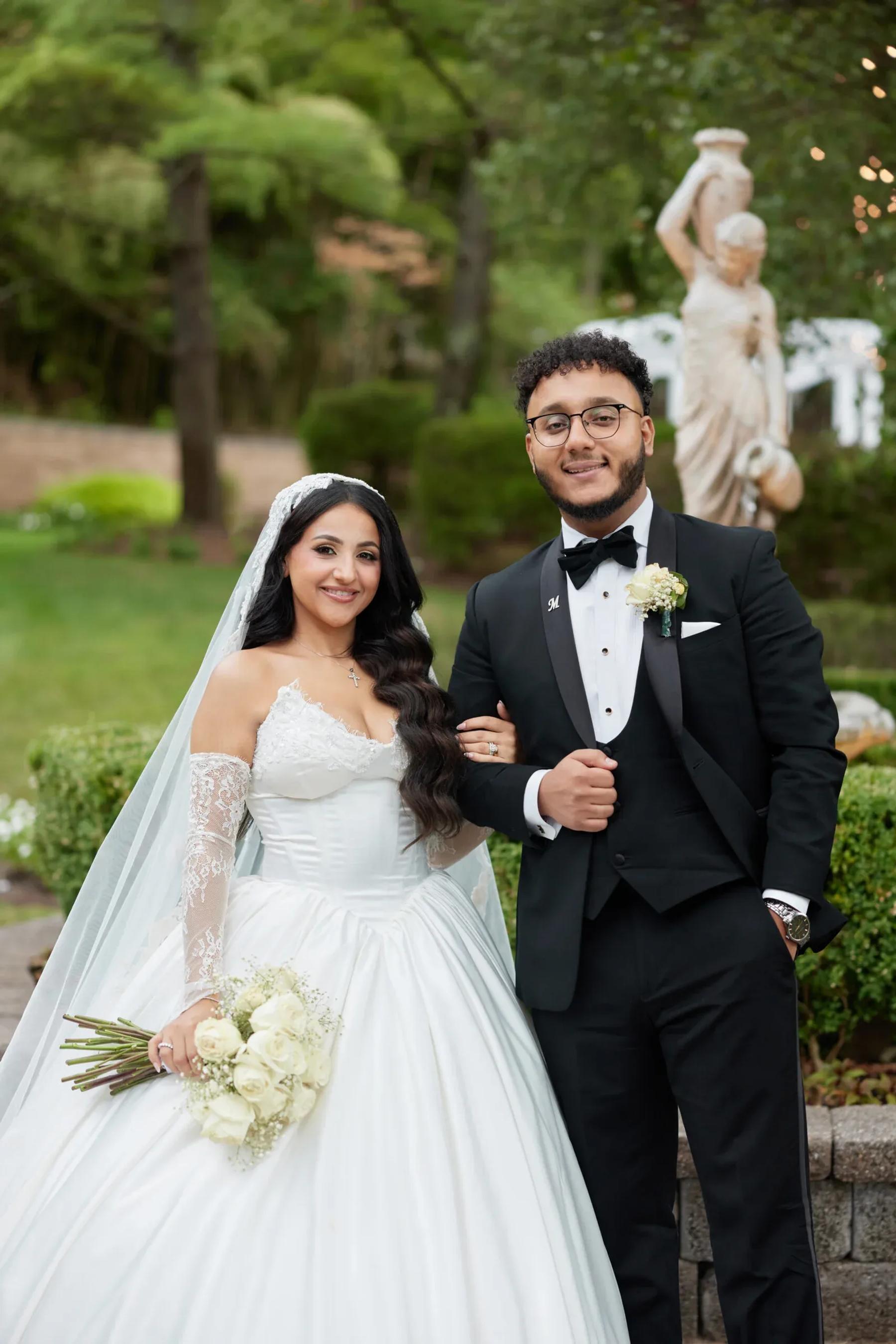 Maria & Mina image 27